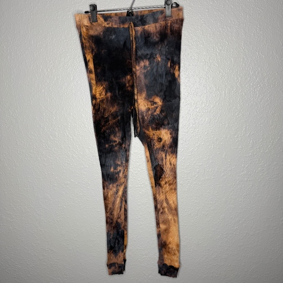 Shein Curve tie Dye leggings - Picture 1 of 8